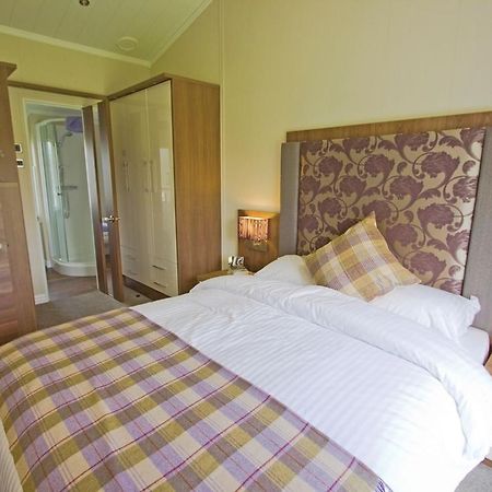 The Springs Lakeside Holiday Park Fladbury Oda fotoğraf
