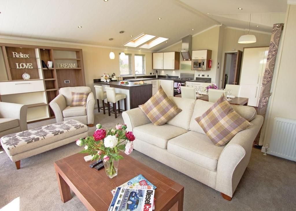 The Springs Lakeside Holiday Park Fladbury Oda fotoğraf