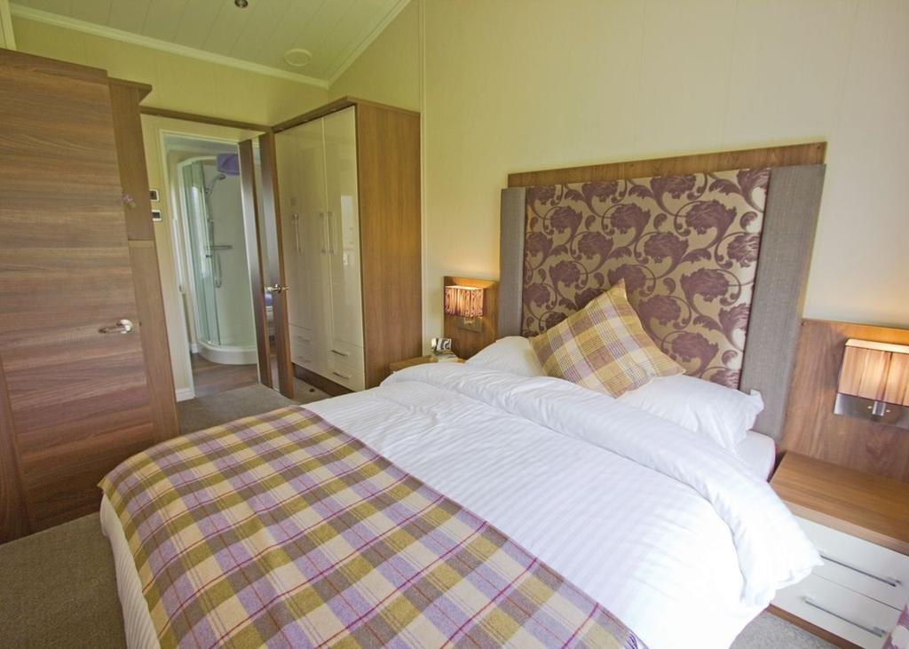 The Springs Lakeside Holiday Park Fladbury Oda fotoğraf